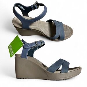 NWT Crocs Women's Blue Wedge Platform Sandals